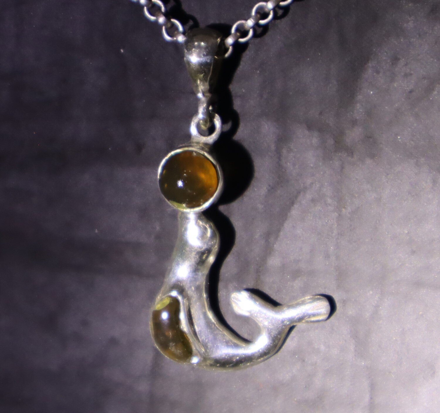 Natural Clear Green Yellow Amber 925 Sterling Silver Sea Lion, Seal Pendant 41mm – photo 5